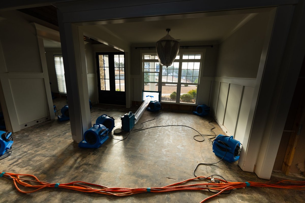 Multiple air movers operating in a large room